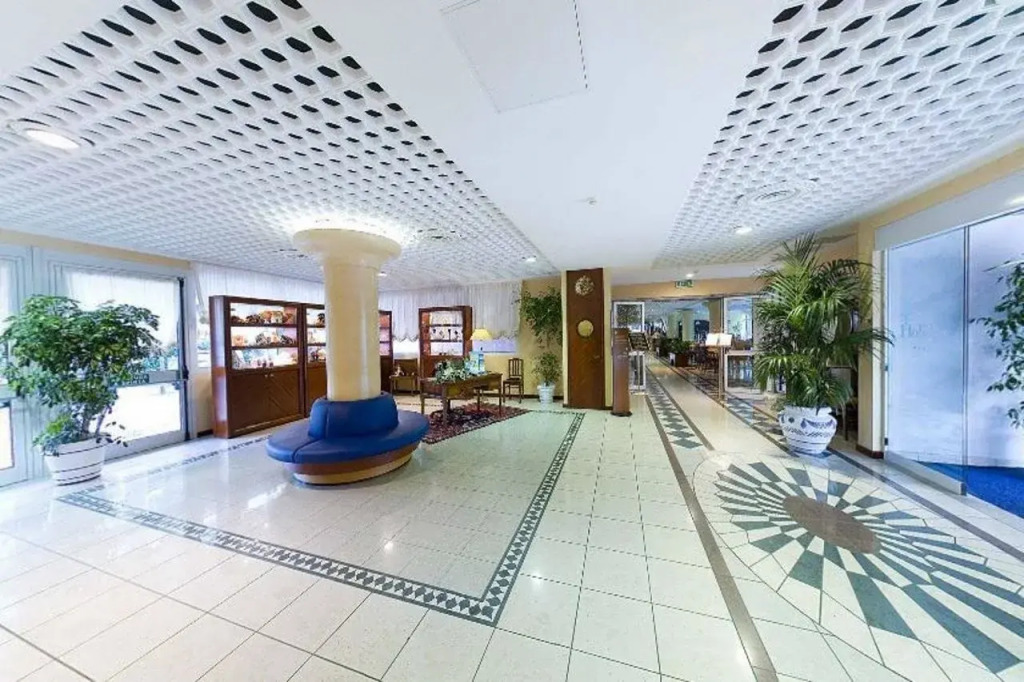 Aparthotel Holiday