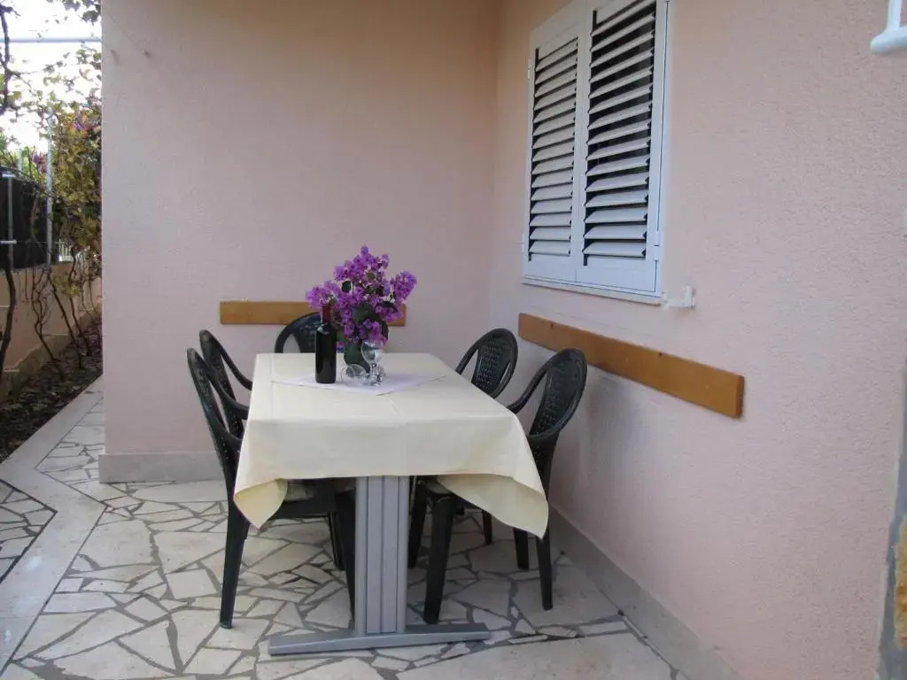 Apartments Škarpa 1601