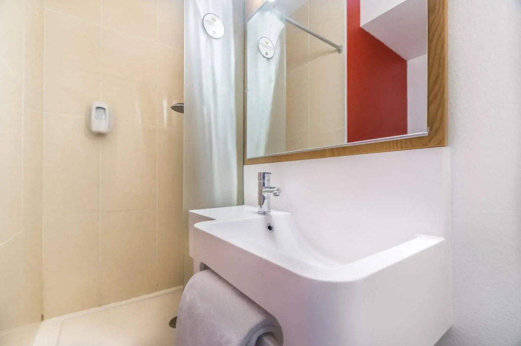 B&B HOTEL Cannes La Bocca Plage