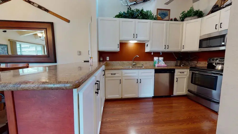 Chateau de Montagne 42 Spacious and Updated Family Townhome with Private Washer Dryer and Great Complex Amenities by RedAwning
