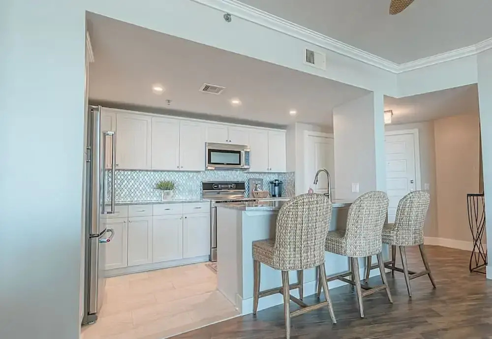 Palisade Palms Oceanfront Condo 5-star Amenities