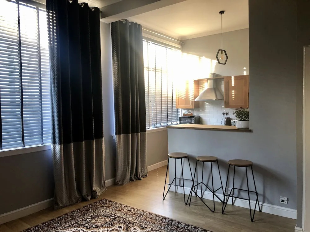 Apartment With City Views - Sleeps 3