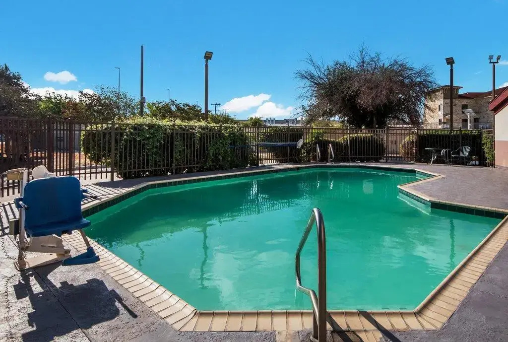 Red Roof Inn San Antonio - Seaworld Northwest