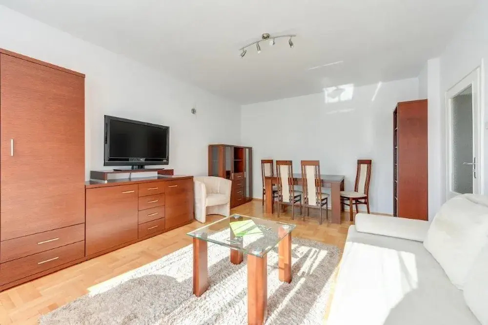 Flats For Rent - Mniszki Stare Miasto