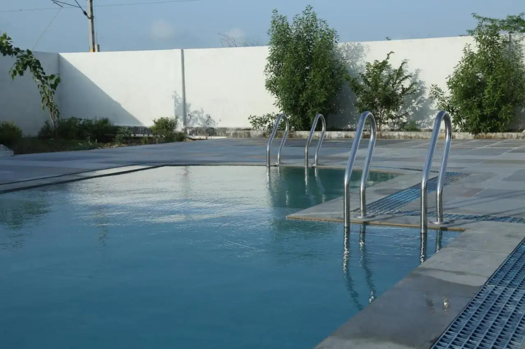 Daksh The Madhuvan Suites Dwarka