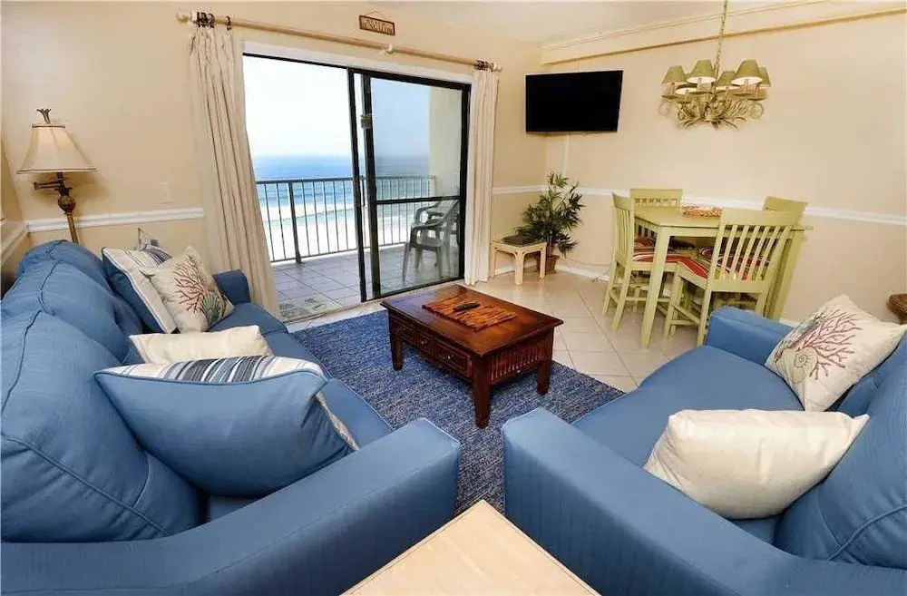 Summit 828 - One Bedroom Condo
