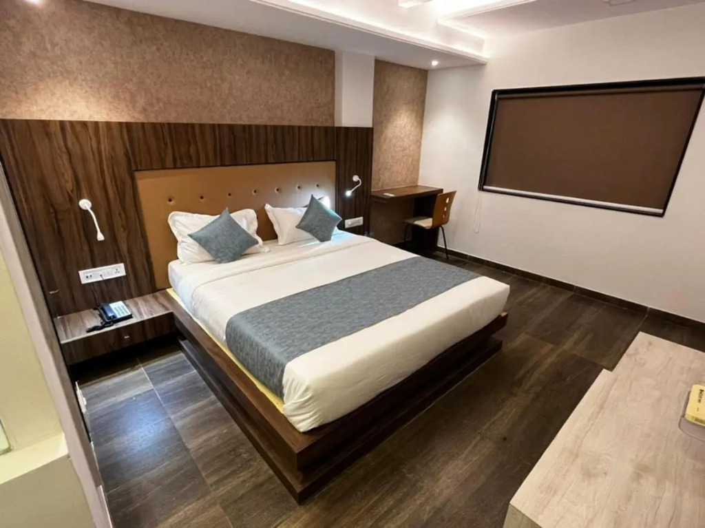 Click Hotel By Suba