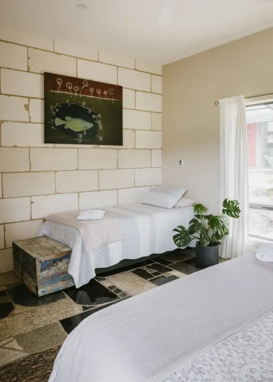 Spring Spur Stay