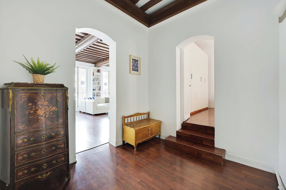 Beautiful Apartment in the Marais - 3bdr/6p - Paris