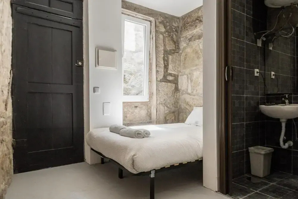 SV5 in Oporto With 1 Bedrooms and 1 Bathrooms