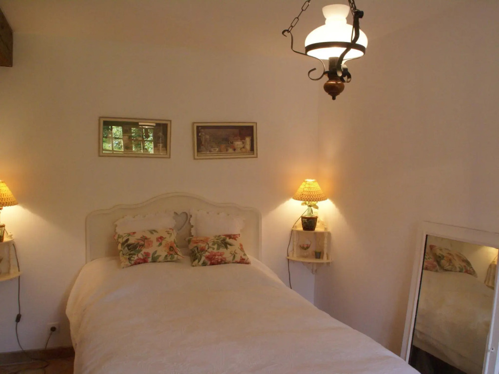 Traditional house with garden in Dampsmesnil, 15km from Giverny.