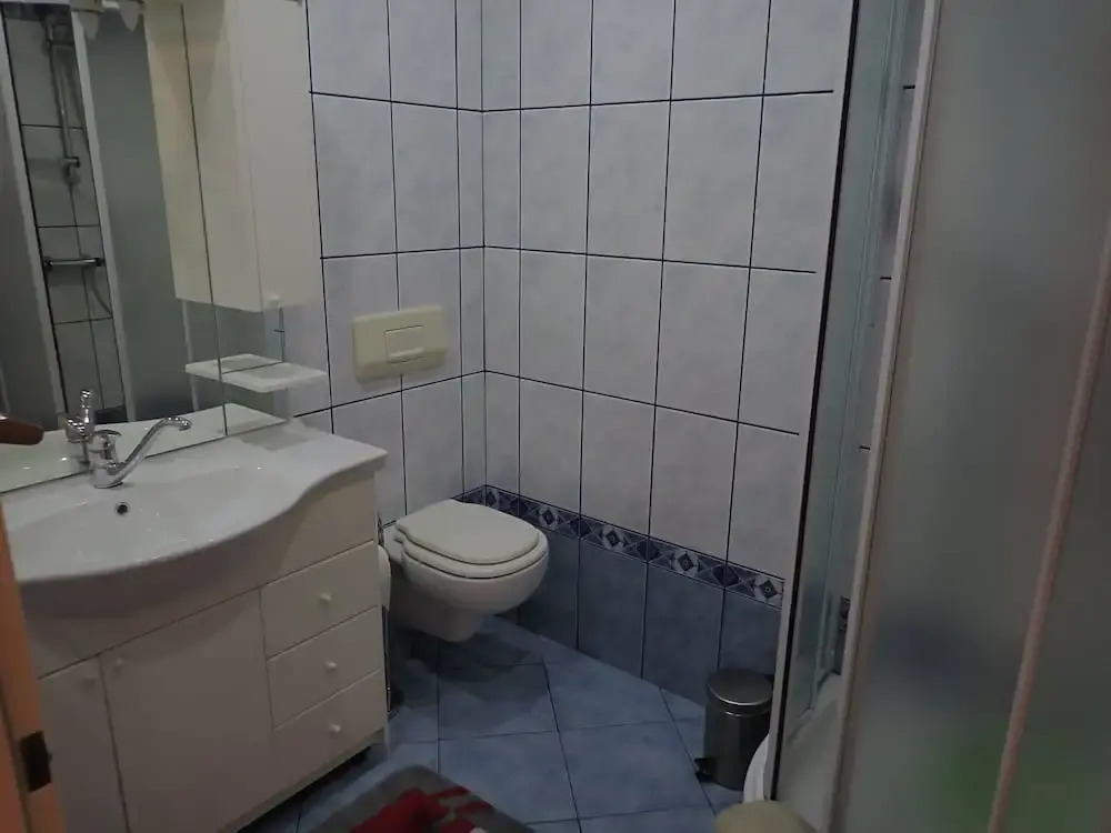 Asja-on Quiet Location and With Beautiful Garden