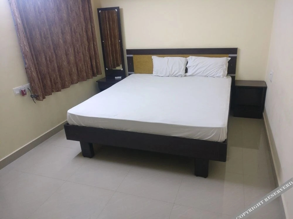 OYO 10792 Vishwa Heights