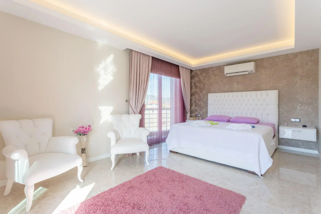 Villa Nirvana Large Private Pool A C Wifi Car Not Required Eco-friendly - 2832