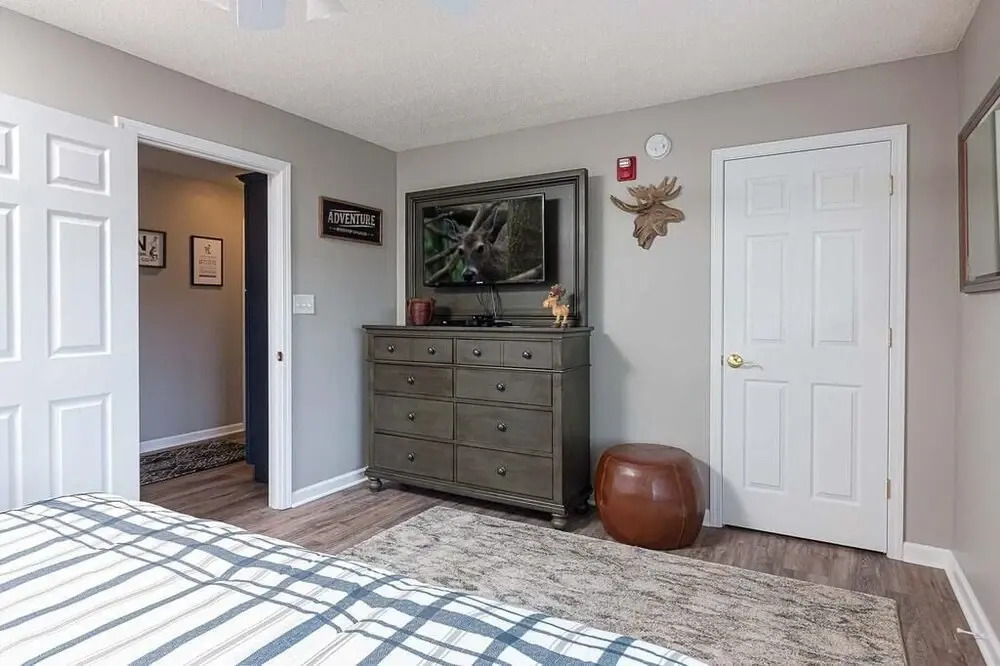 Whispering Pines 654
