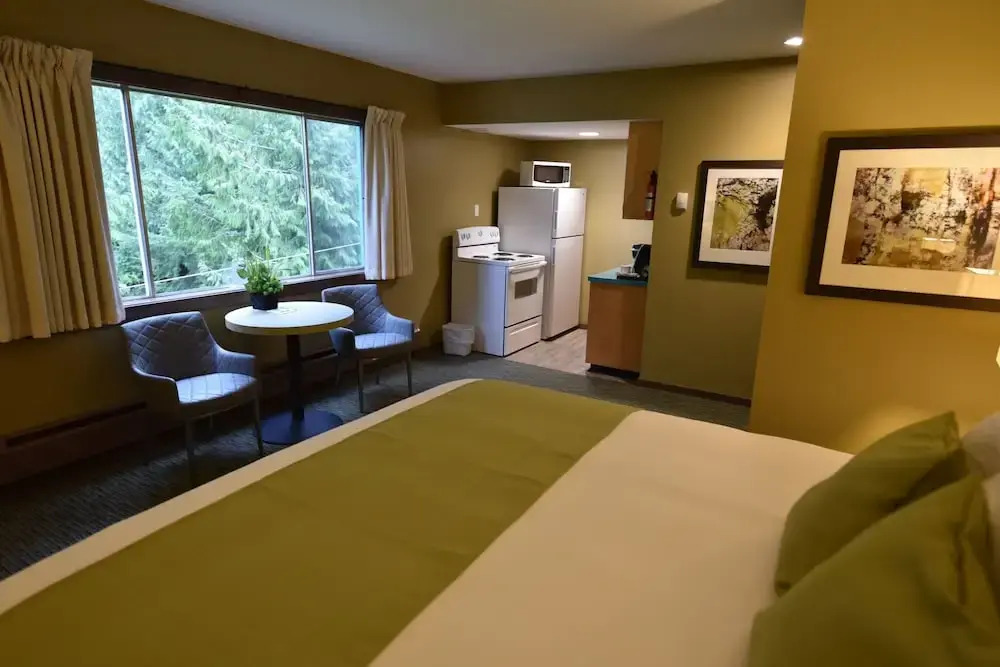 Totem Lodge Motel