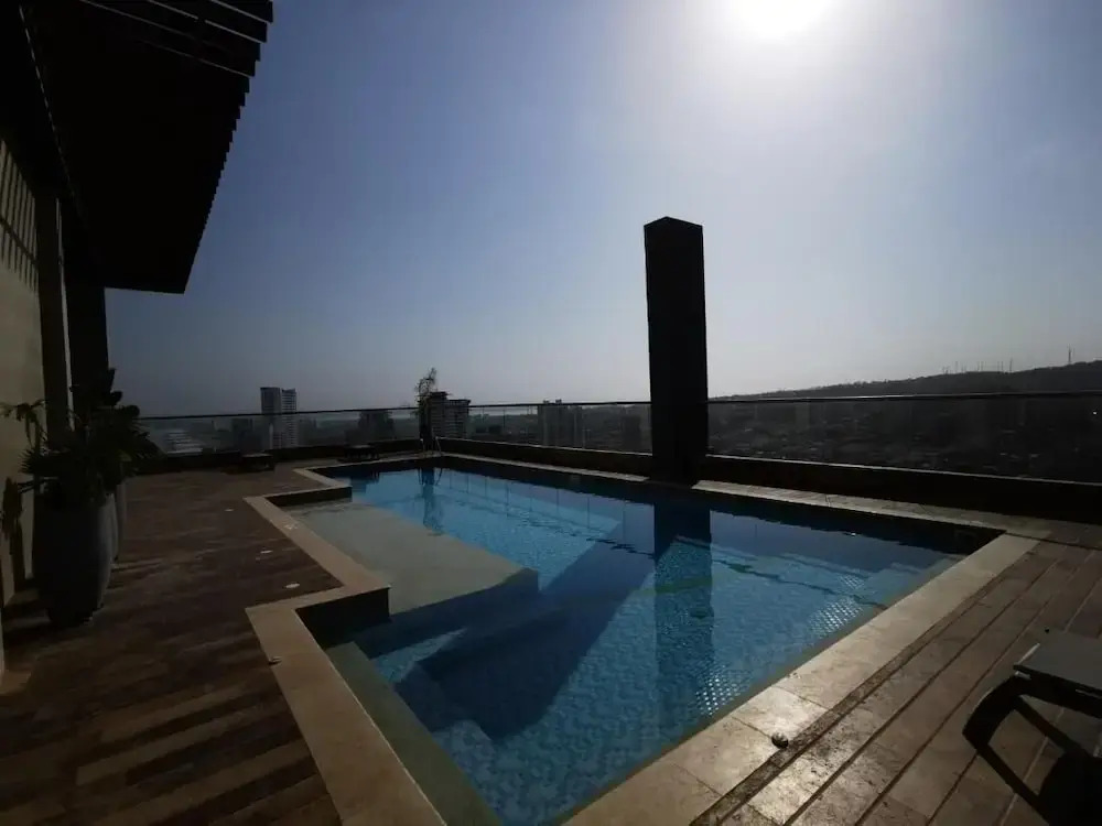 Condo 1705