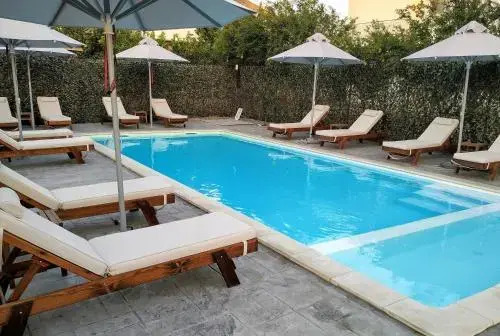 Aparthotel 4 Stars Kremasti