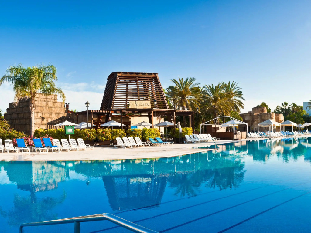 PortAventura Hotel El Paso - Includes unlimited access to PortAventura Park & 1 access to Ferrari Land