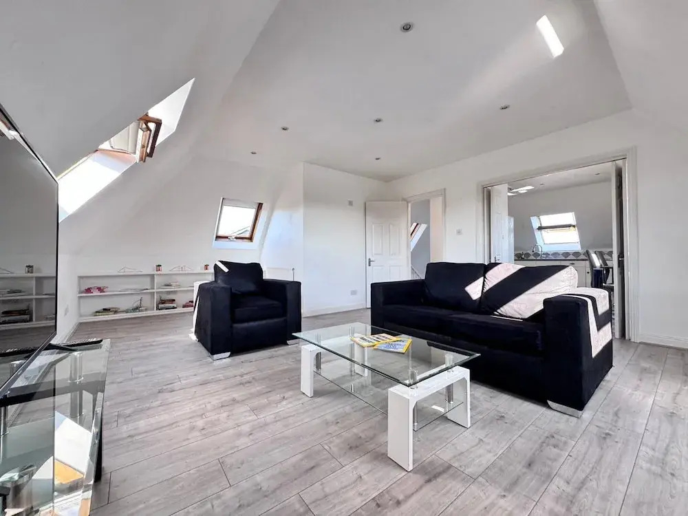Great View- Ealing Heights