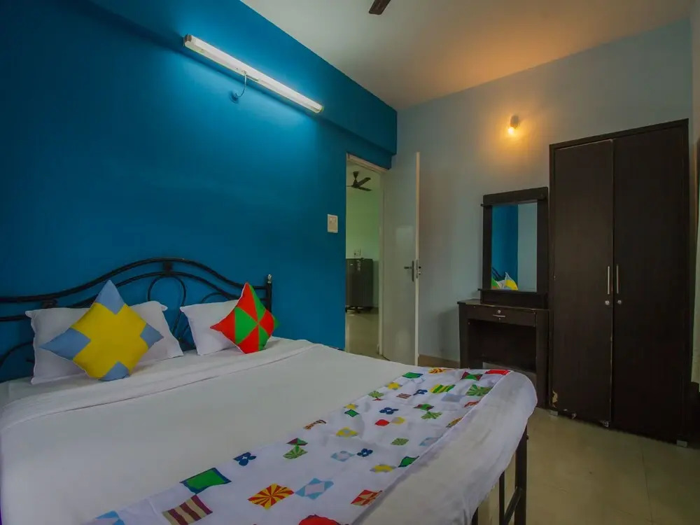 OYO 17028 Hotel Aviva Residency