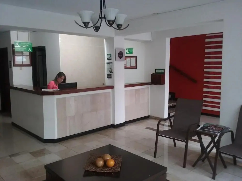 HOTEL GOLDEN SUITE