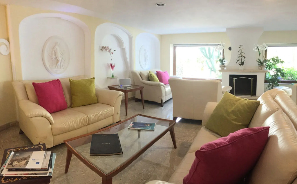 Bougainville Luxury Boutique Hotel