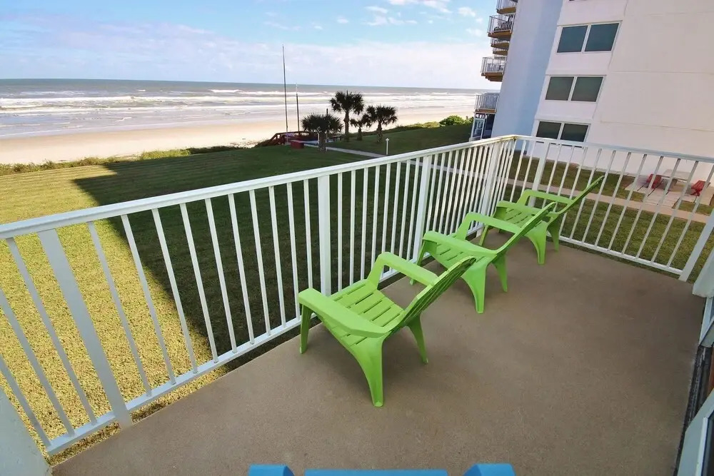 The Smyrna Beach Club 208A Apartment 1