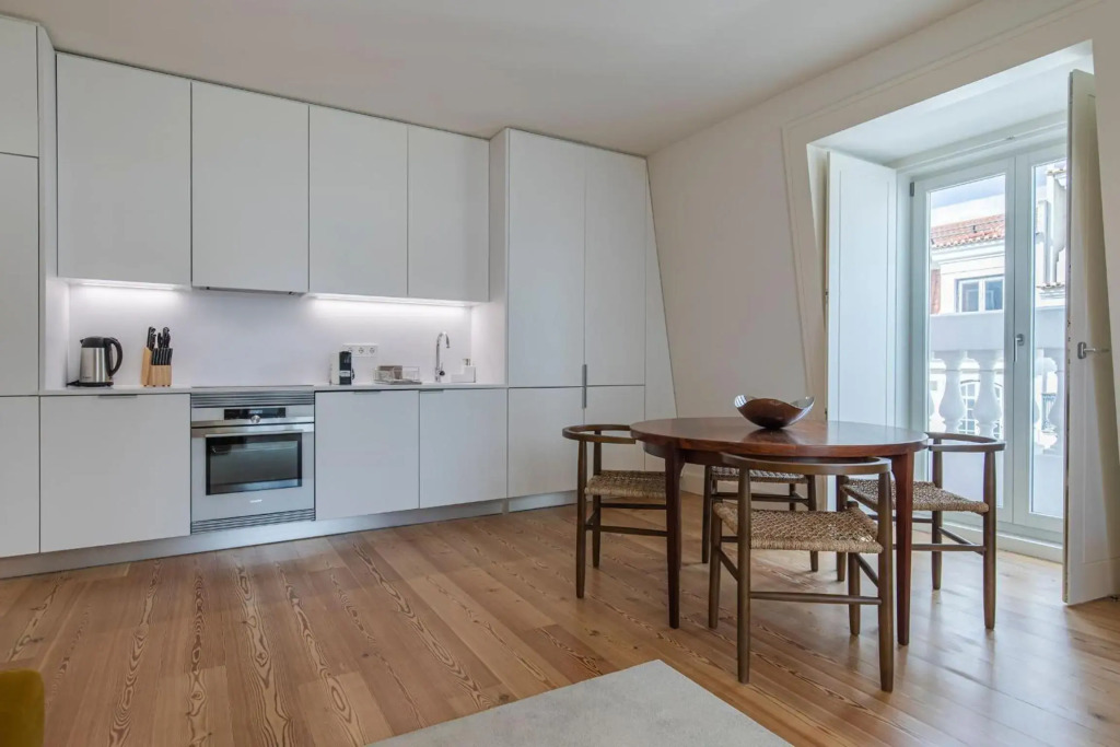 Stunning Apartment in Heart of Lisbon by LovelyStay