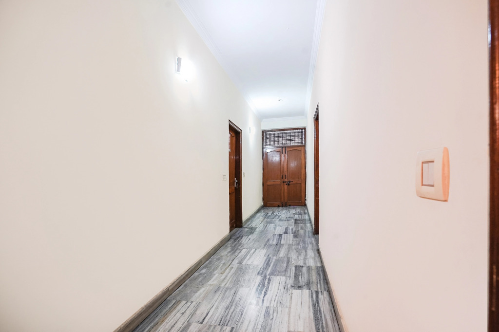 FabHotel Ivy Inn - Nr ISKCON Temple Noida Sec 35