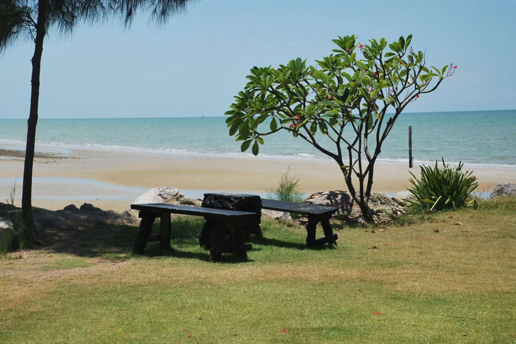 Puktien Cabana Beach Resort & Residence