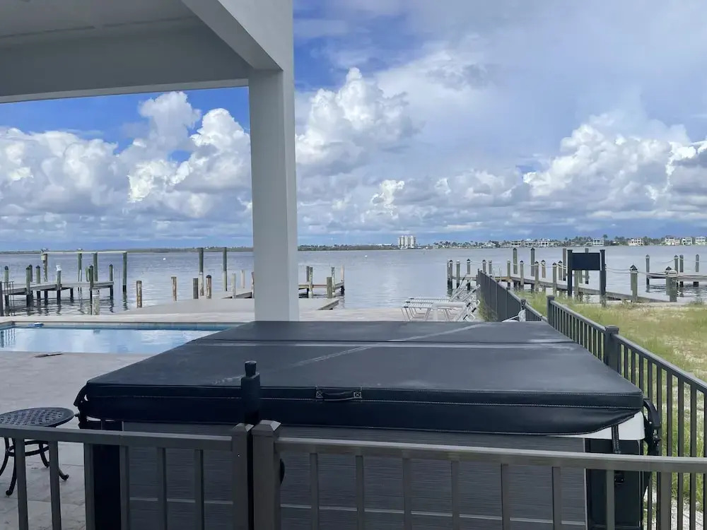 319 Bay & Beach Blessings: Pool Home W/ Water Views! 4 Bedroom Home