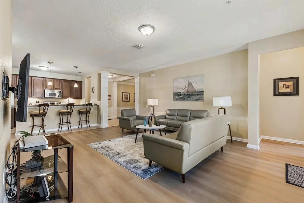 5036 Shoreway Loop # 105