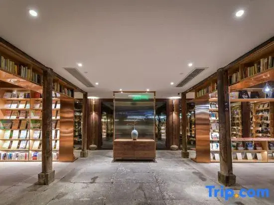 Yufengli Hotel