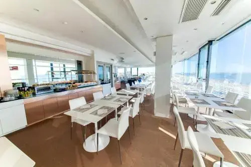 Hotel Commodore