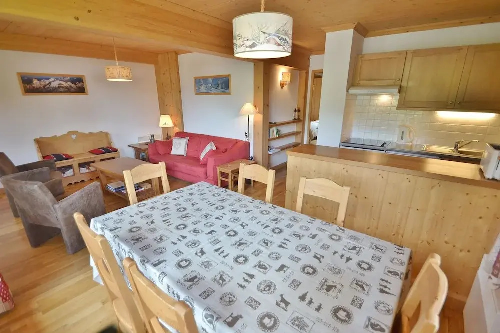 Apt E4 Les Echelles - ARAVIS Holidays