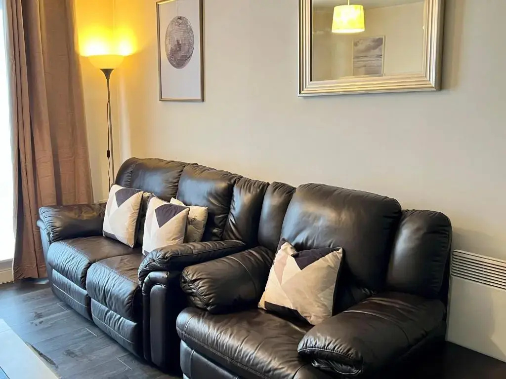 Radiant2 bedroom apartment in the heart of Harlow town