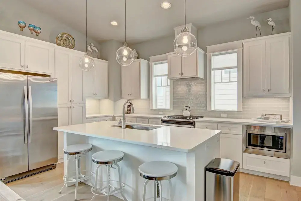 Spacious 4br/3ba W/ 2 Pools & Boardwalk To Beach 4 Bedroom Home
