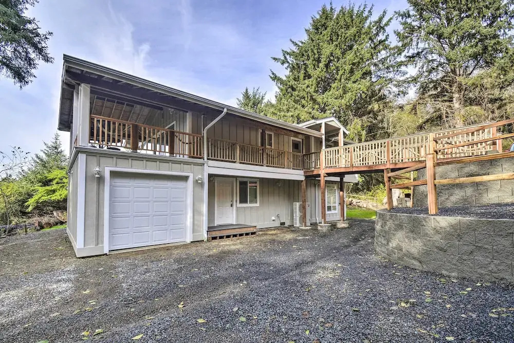 Coastal Washington Getaway: Walk to Beach!