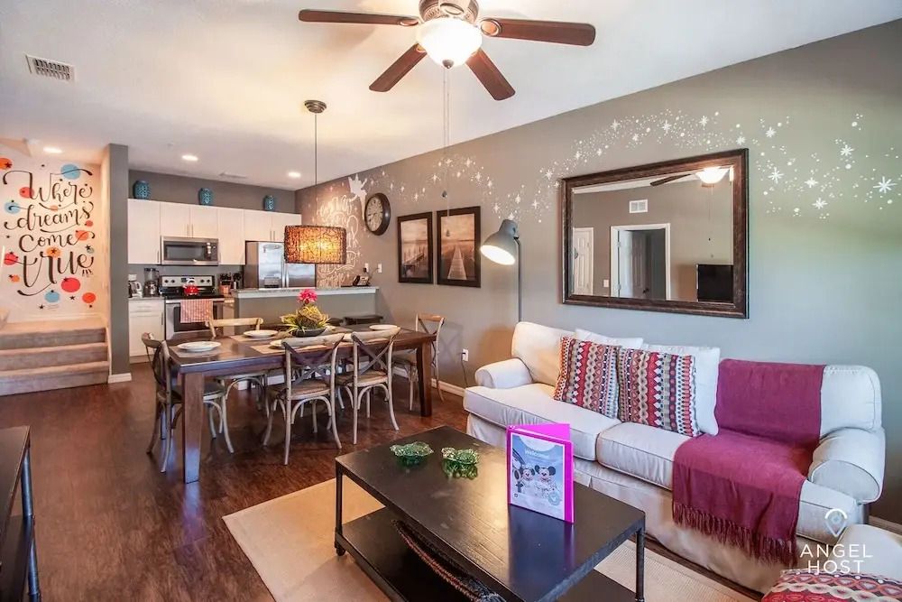 Unique Inspiration-themed Townhome Near Disney!