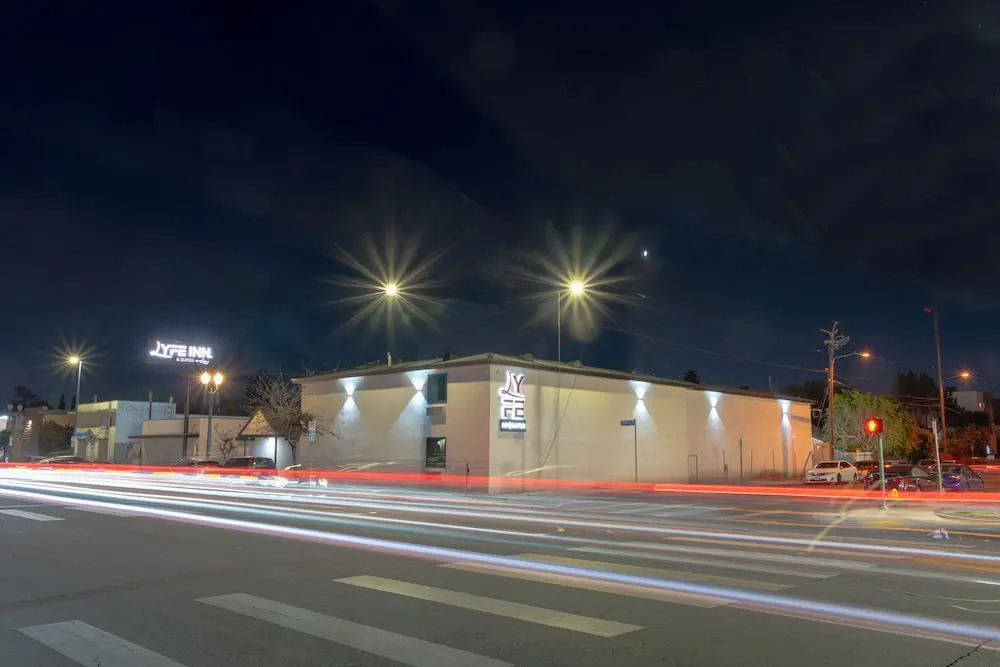 LYFE INN & SUITES by AGA- North Hollywood Near Universal Studios