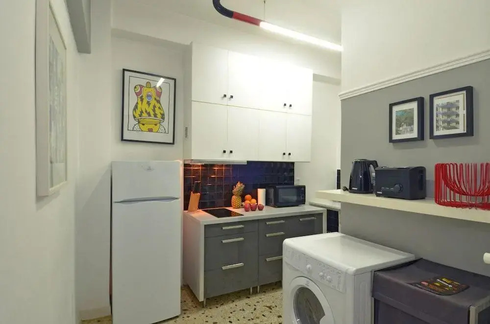 Thiseio a vintage apartment