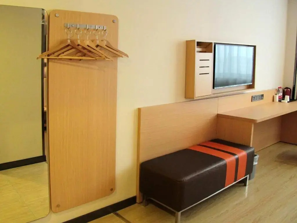 7Days Premium Leshan Qianwei Fengye Fortune Center Branch