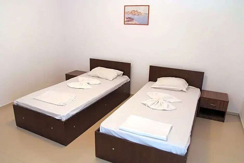 Hostel Coral City