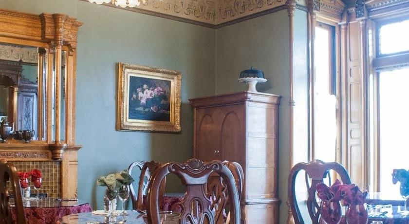 Armstrong Mansion