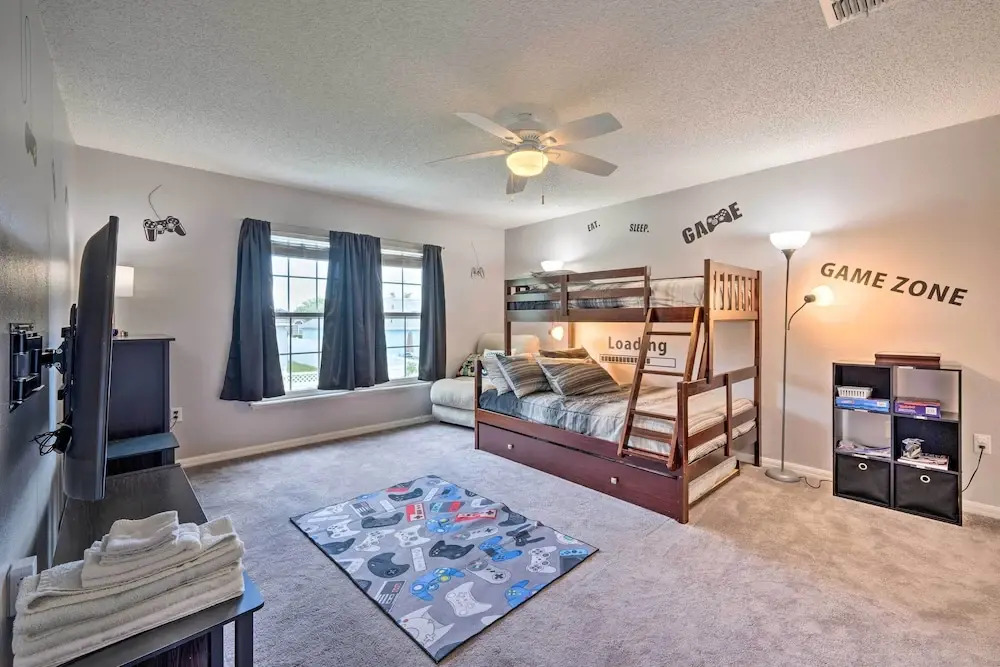 Game Room + Fenced Yard: Home Near Disney World!