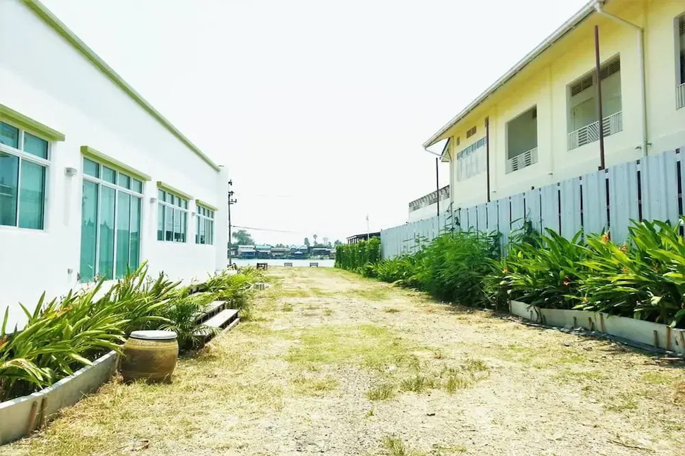 Ruenlookmai Resort