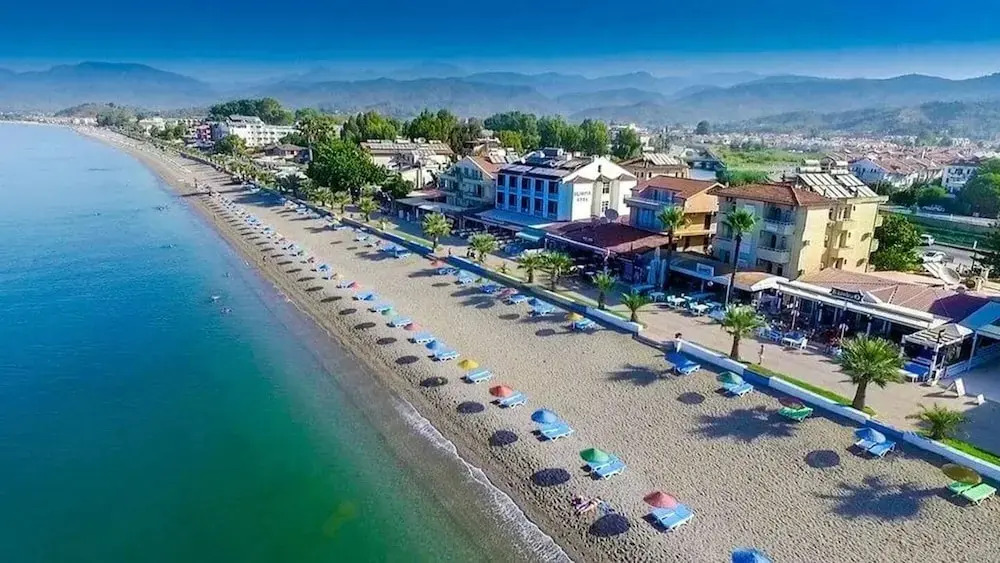 Jakuzili Mustakil Havuzlu Bati Villasi