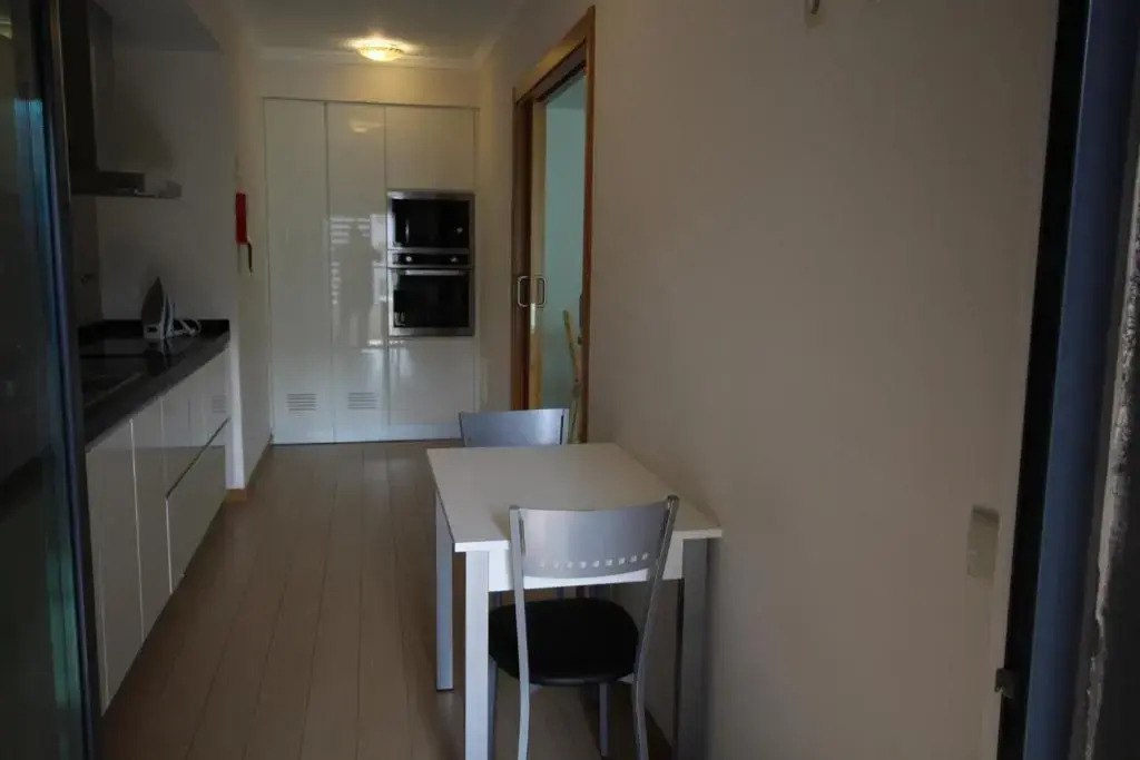 Superior Garage Balcony Praia da Rocha Prime Flat