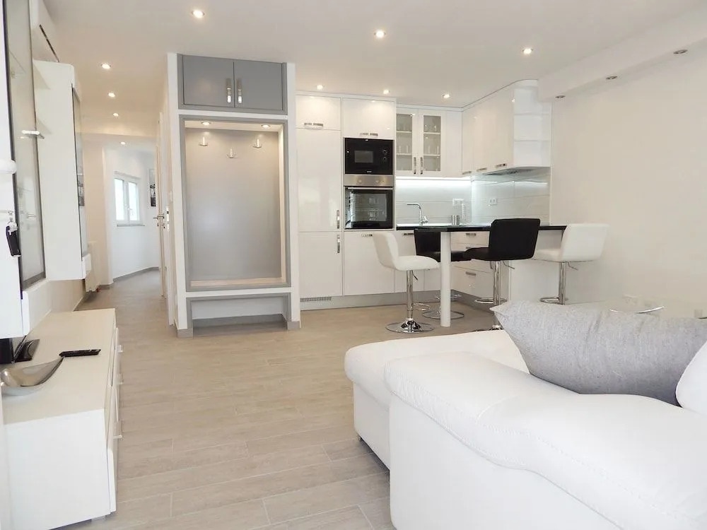 Apartments Milenka
